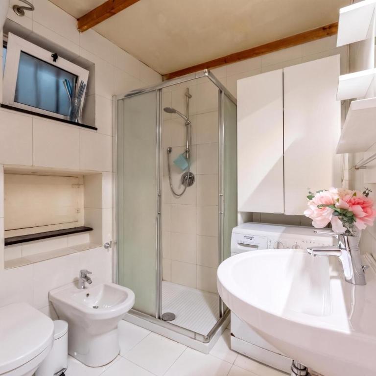 Central Apartment Porta Soprana Genova - Happy Rentals - Appartamento con 2 Camere da Letto - 10