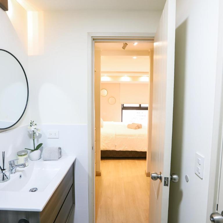 Luxury Apartment Best Location in Miraflores - Two-Bedroom Apartment - 13