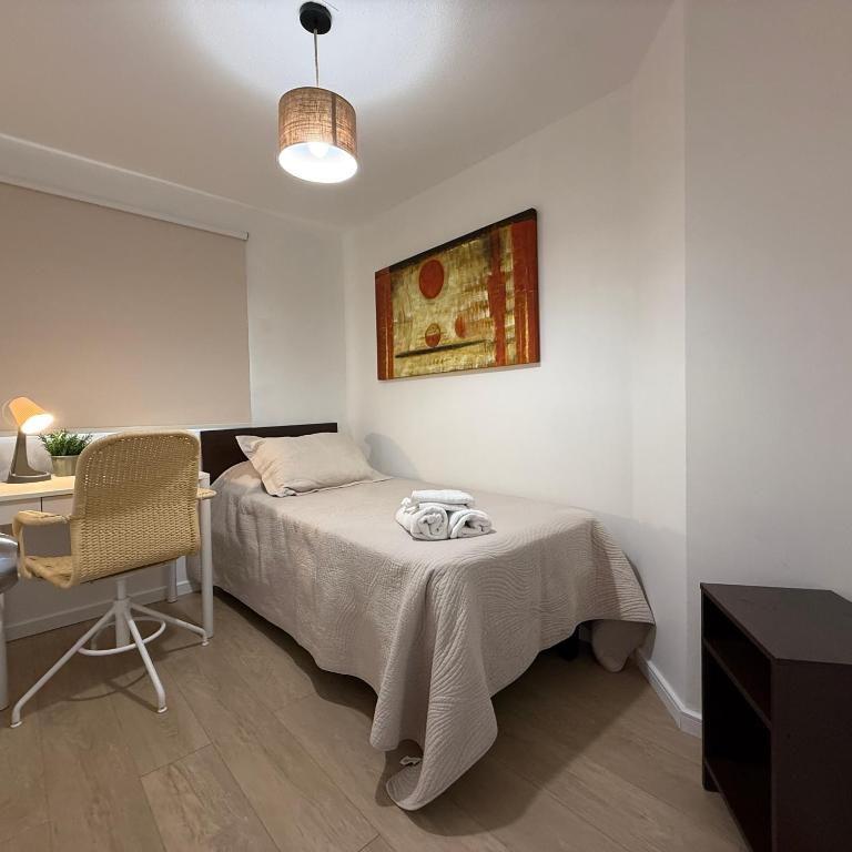  - Room #1714033801 - 42