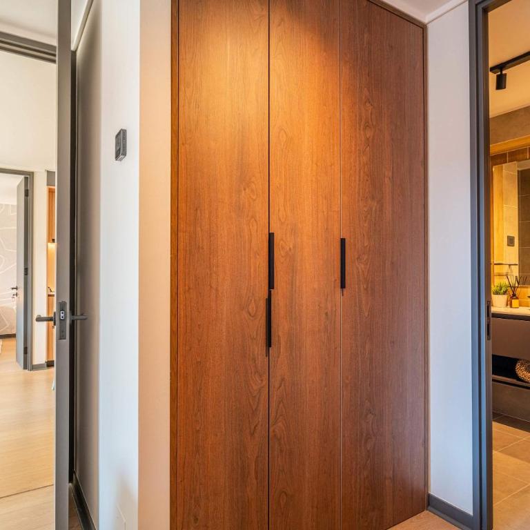  - Room #1714034701 - 28