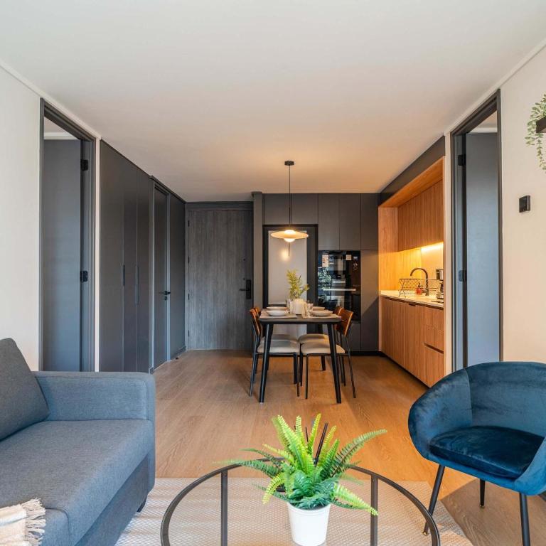  - Room #1714035201 - 18