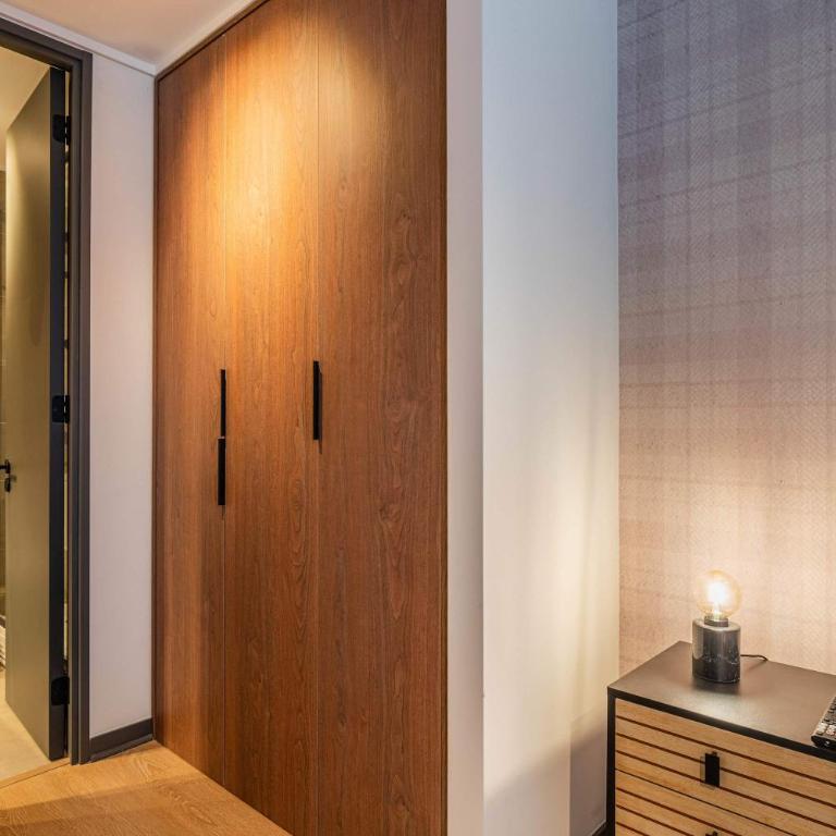  - Room #1714035201 - 36