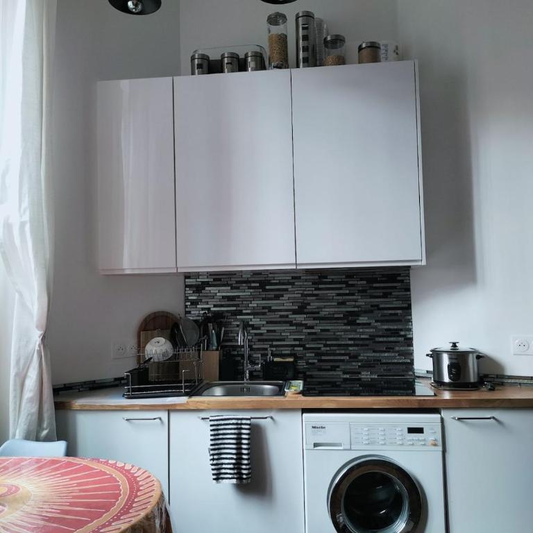  - Room #1714037601 - 1