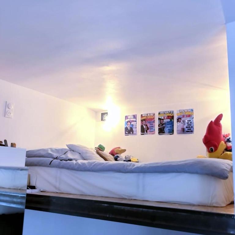  - Room #1714037601 - 6