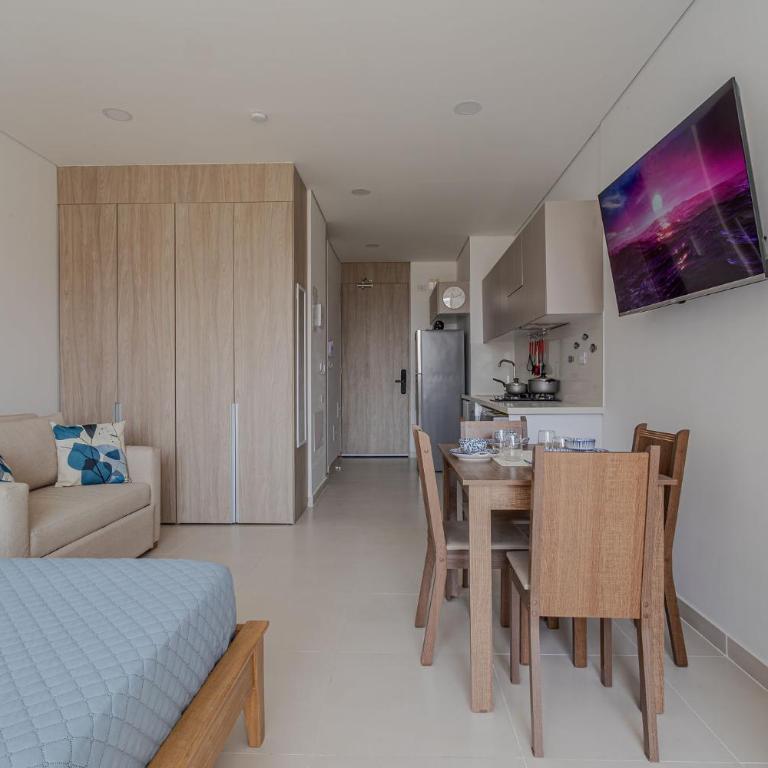  - Room #1714039901 - 19