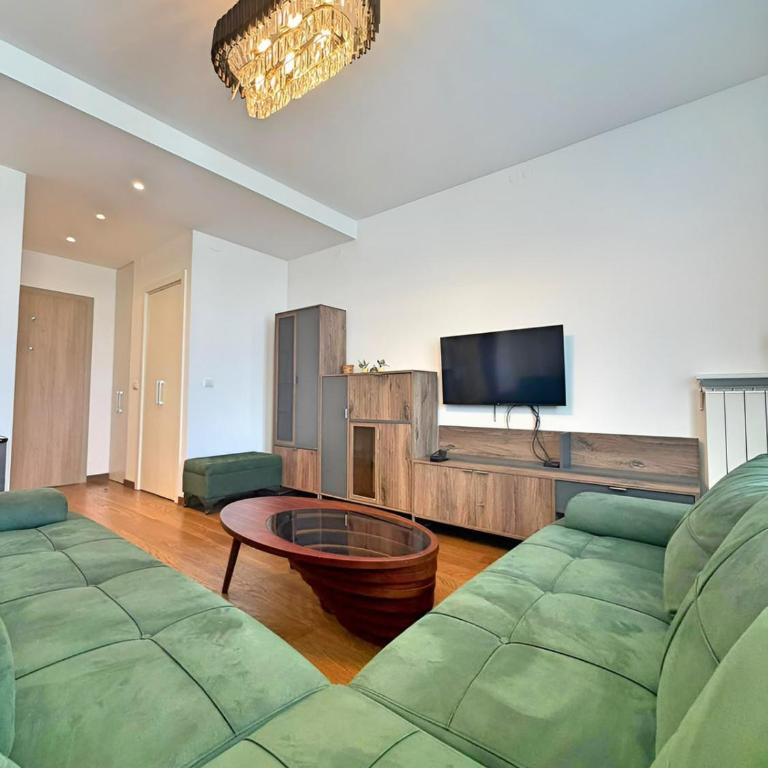  - Room #1714042801 - 17