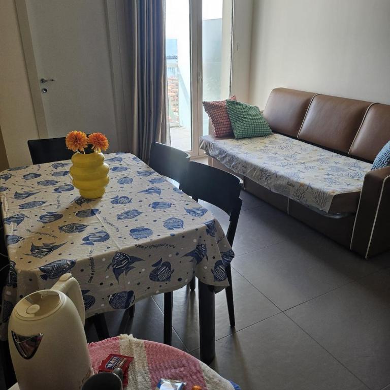 Risveglio sul Mare - Two-Room Apartment Facing the Beach - Appartamento con 1 Camera da Letto, Balcone e Vista Mare - 33