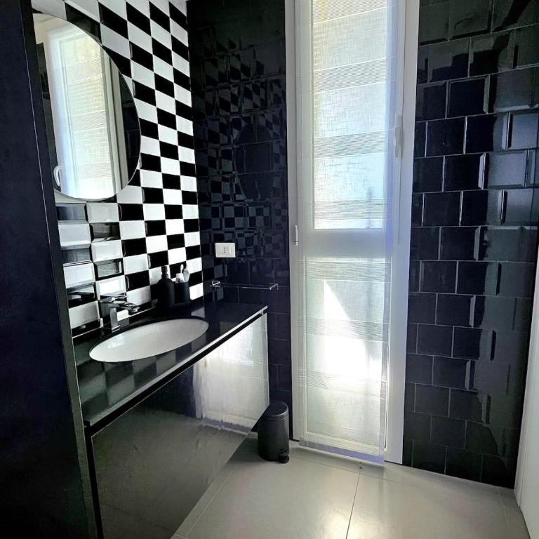 Risveglio sul Mare - Two-Room Apartment Facing the Beach - Appartamento con 1 Camera da Letto, Balcone e Vista Mare - 19