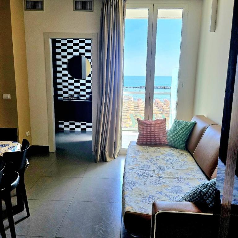 Risveglio sul Mare - Two-Room Apartment Facing the Beach - Appartamento con 1 Camera da Letto, Balcone e Vista Mare - 37