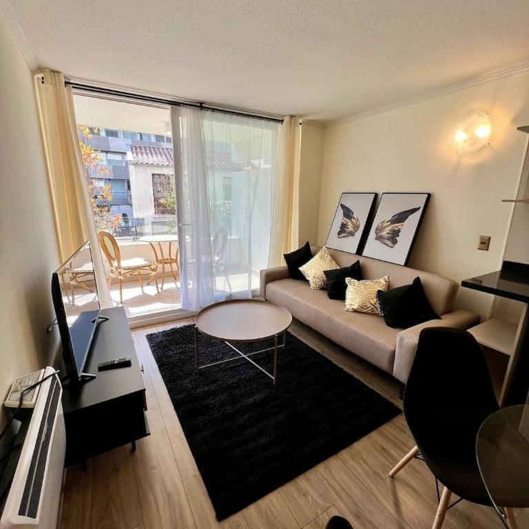 1D en Ñuñoa con Estacionamiento - One-Bedroom Apartment - 2