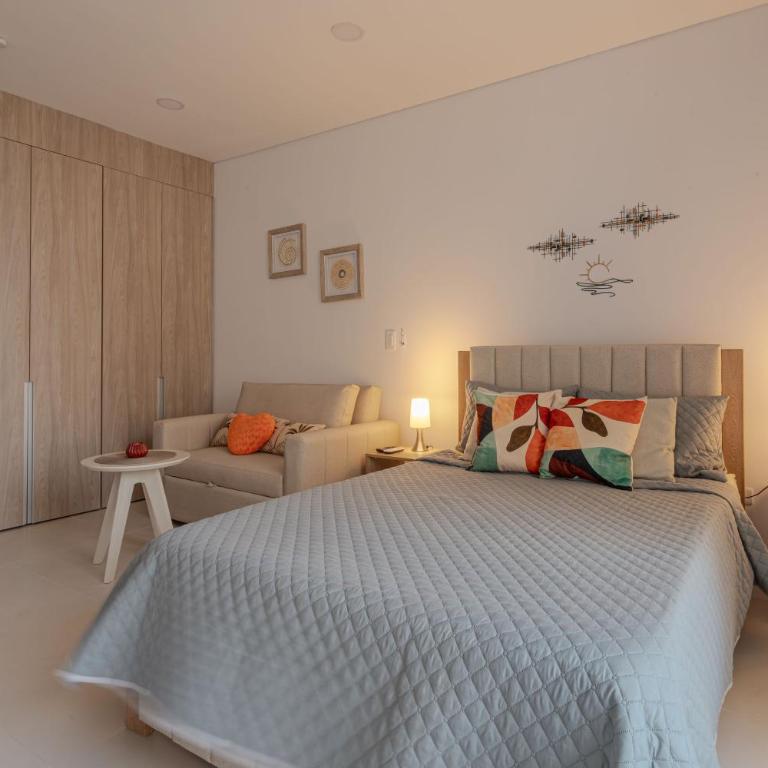  - Room #1714045701 - 6