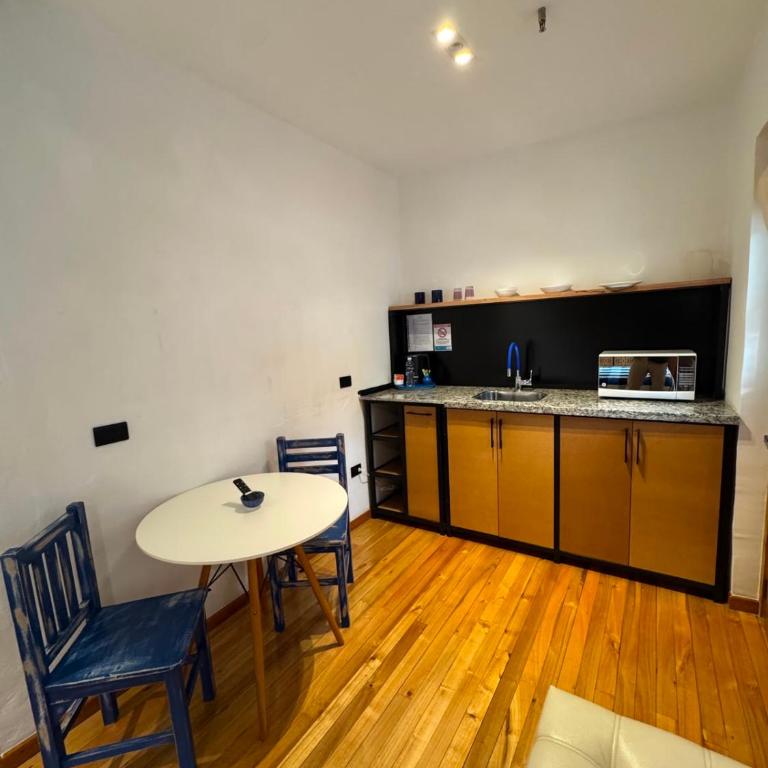 Hostal Suite Le Fabrique - Room #809327704 - 7