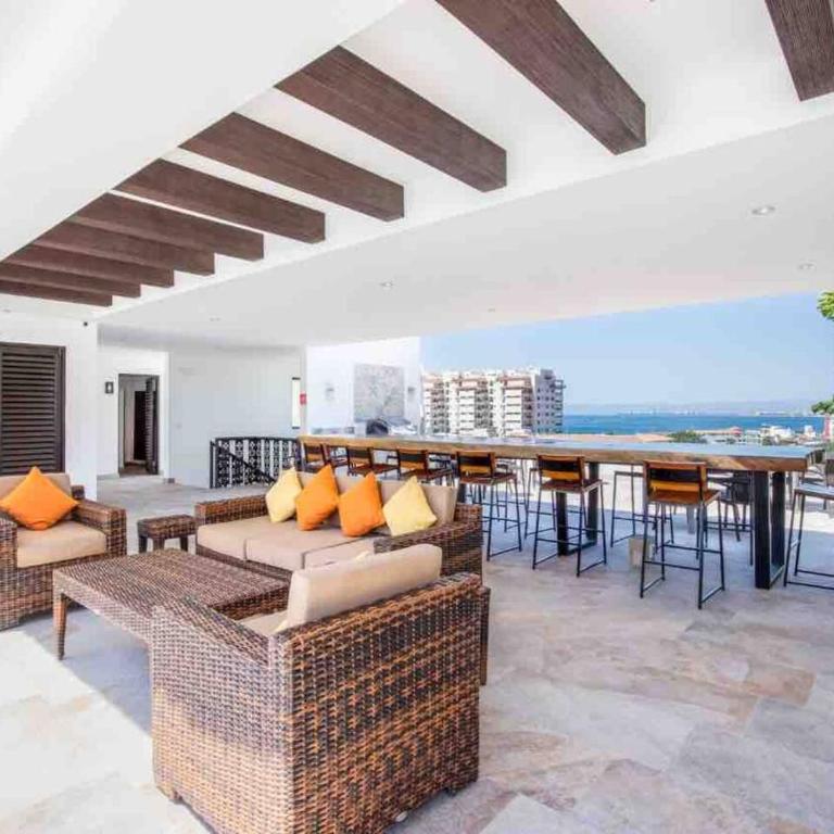 Brand NEW Condo in Heart of Zona Romantica - Apartment - 27