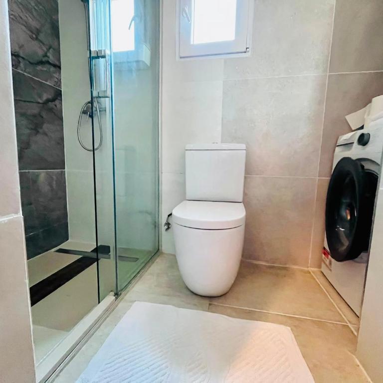 - Room #1714049301 - 10