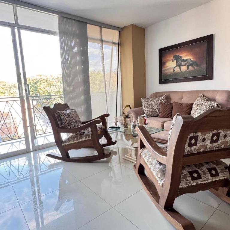 Balcones de la Rivera Apartamento Azulejo 3 - Family Suite with Balcony - 3
