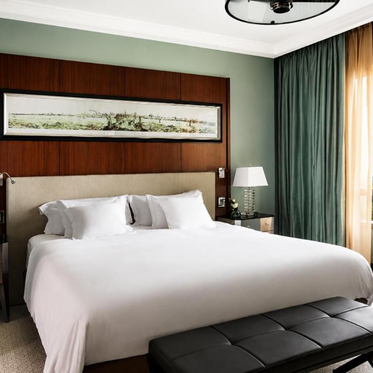  - Room #1714054401 - 1