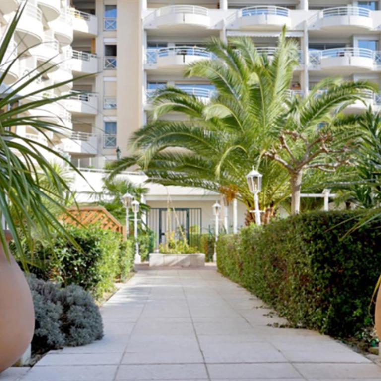 ENJOY A DREAM HOLIDAY in Juan-les-Pins - Appartement 1 Chambre - 22