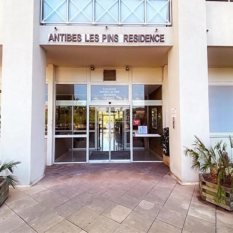 ENJOY A DREAM HOLIDAY in Juan-les-Pins - Appartement 1 Chambre - 23