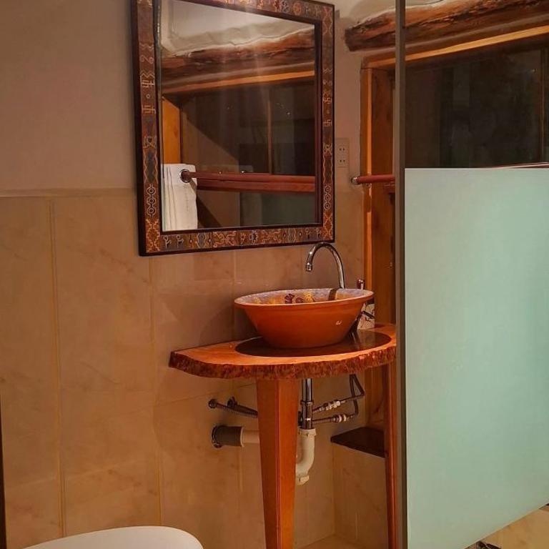 - Room #1714056201 - 12