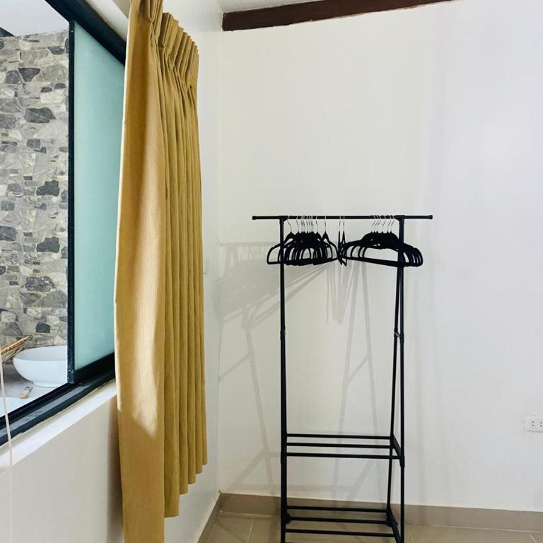 - Room #1714057001 - 10