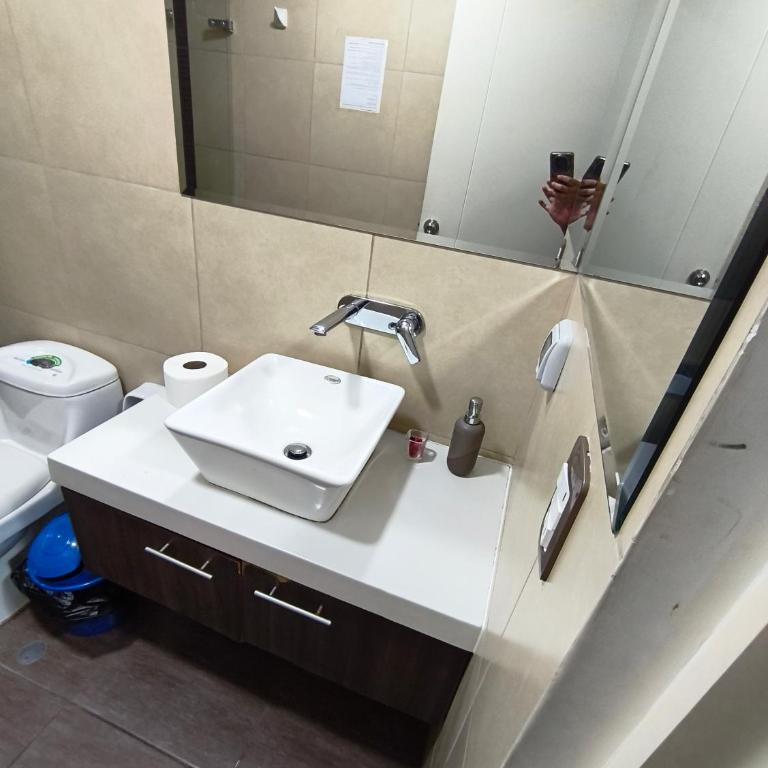 Av Brasil, hospital policial - Three-Bedroom Deluxe Apartment - 14