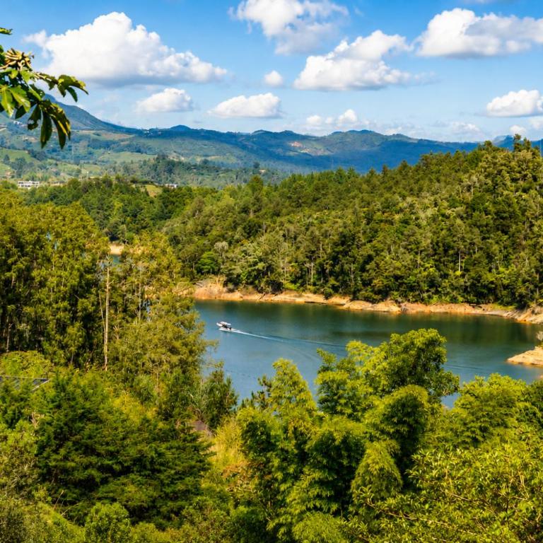 Levit Glamping - Hotel Guatapé Peñol - Deluxe Room with vista al lago - 15