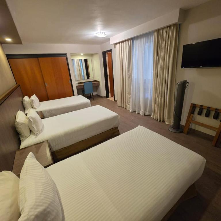 Hotel Metropol - Room #18580626 - 1