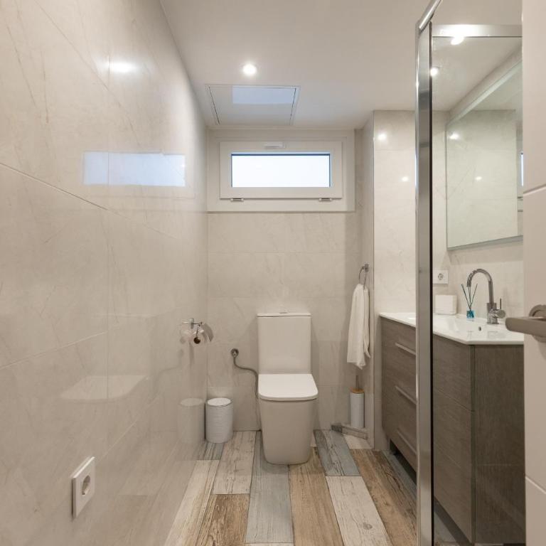  - Room #1714071801 - 14