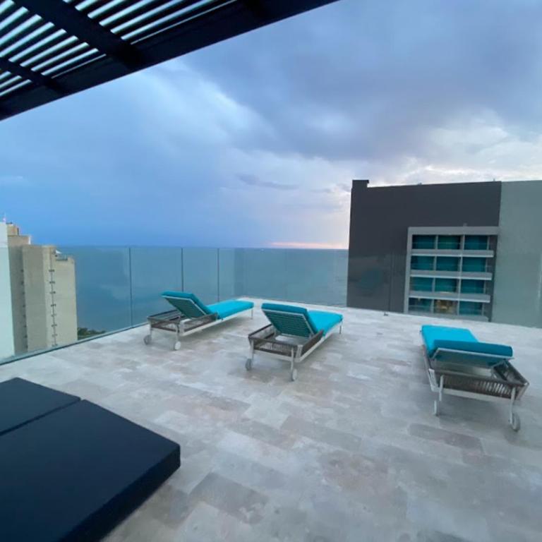  - Room #1714074001 - 13