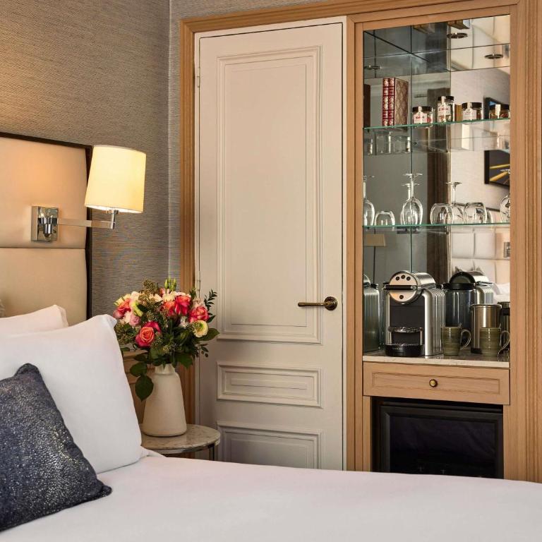 Sofitel Paris Baltimore Tour Eiffel - Chambre Lit King-Size de Luxe avec Balcon - 5