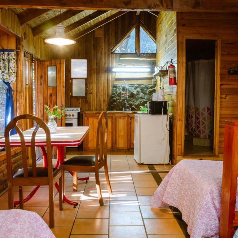  - Room #1714083104 - 1