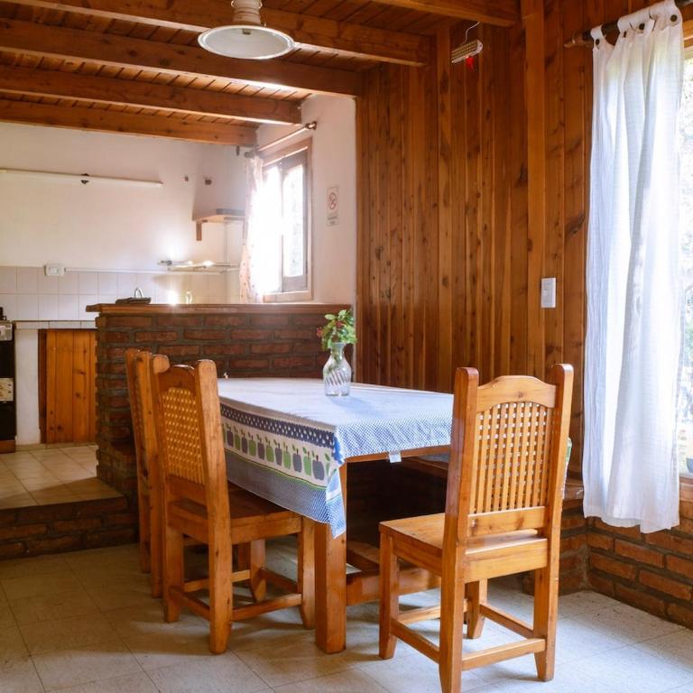  - Room #1714083102 - 8