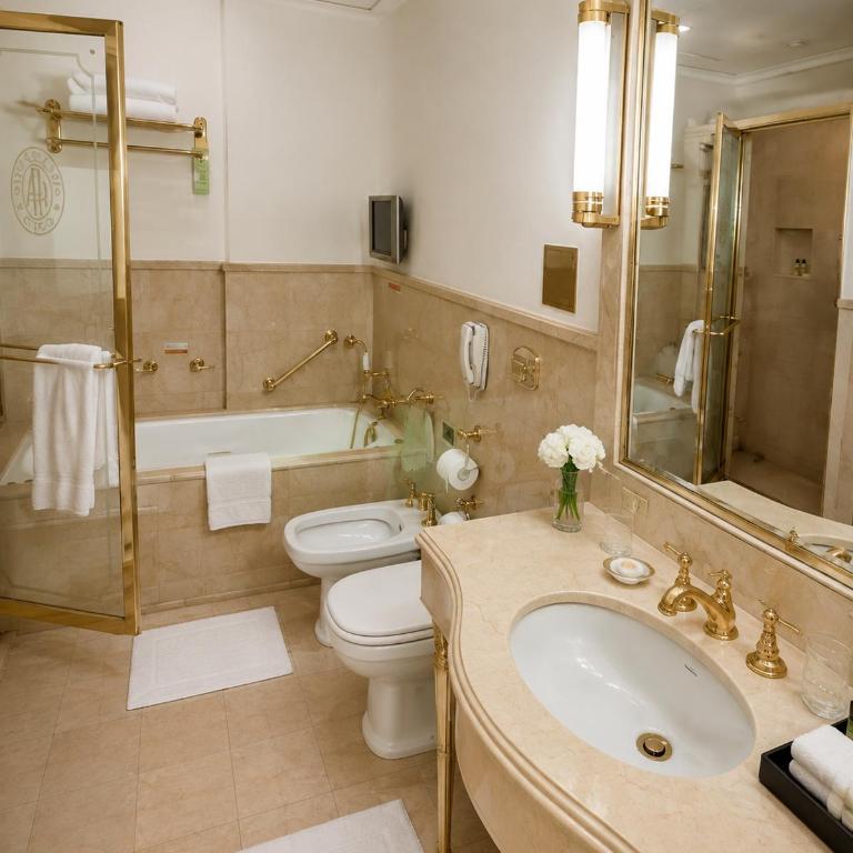  - Room #1714074101 - 12