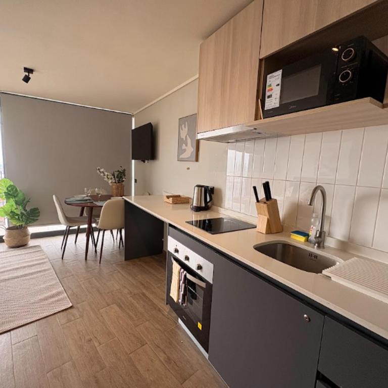  - Room #1714090101 - 7