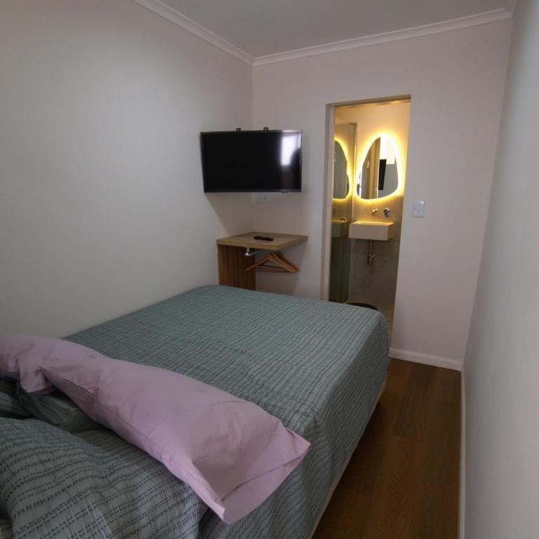  - Room #1714090701 - 8