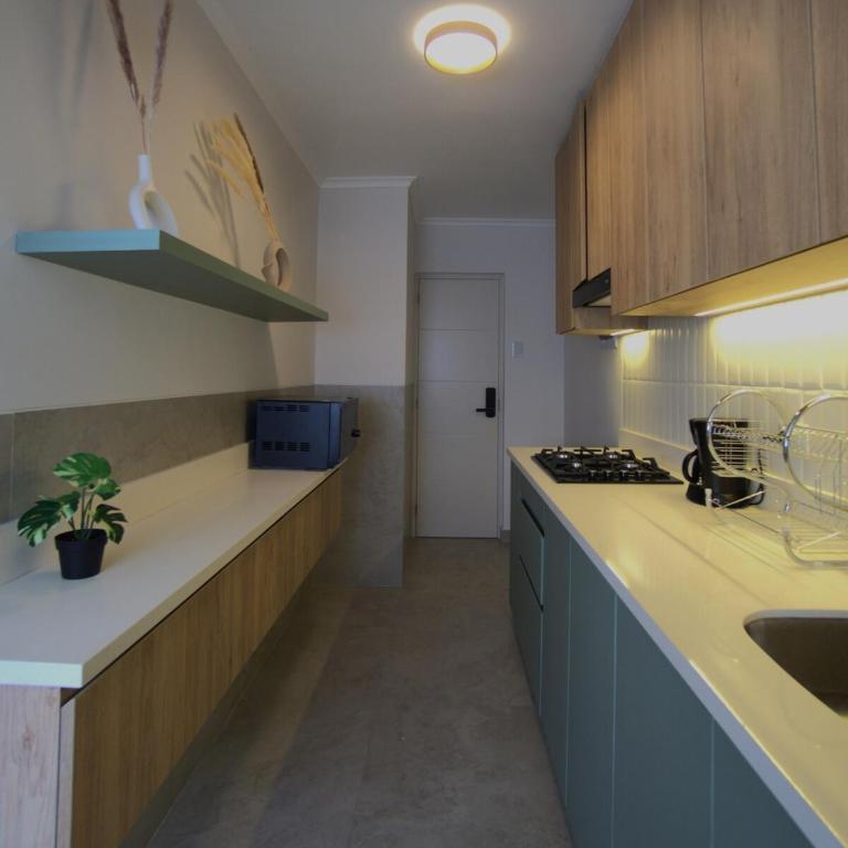 - Room #1714090701 - 15