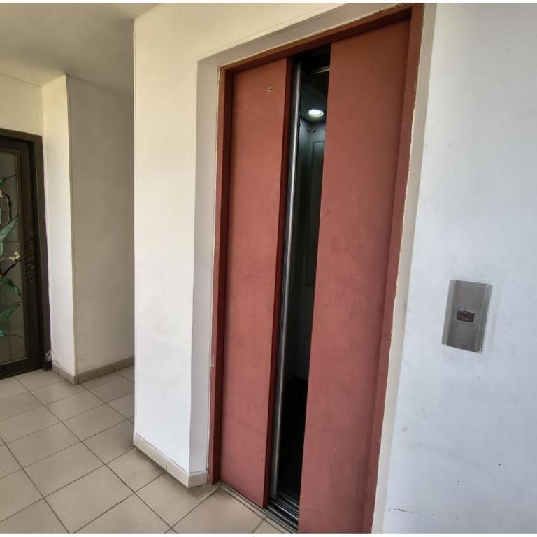  - Room #1714093001 - 15