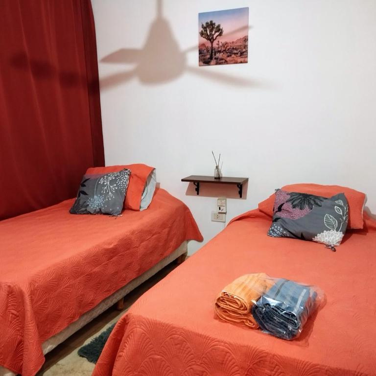 Depto cómodo por Av Libertador - Two-Bedroom Apartment with Balcony - 17