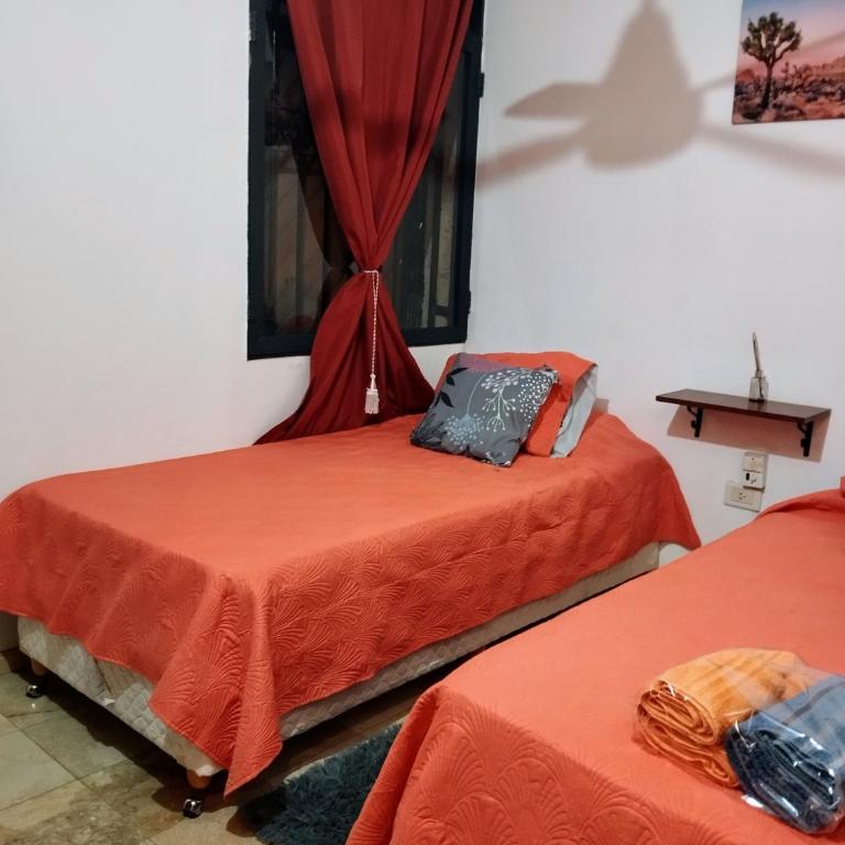 Depto cómodo por Av Libertador - Two-Bedroom Apartment with Balcony - 19