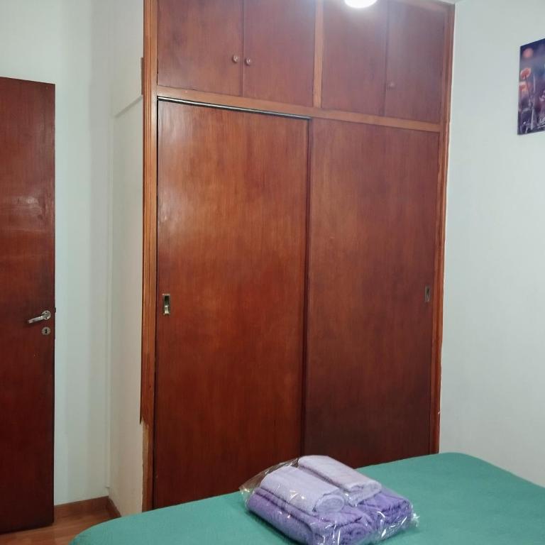 Depto cómodo por Av Libertador - Two-Bedroom Apartment with Balcony - 21