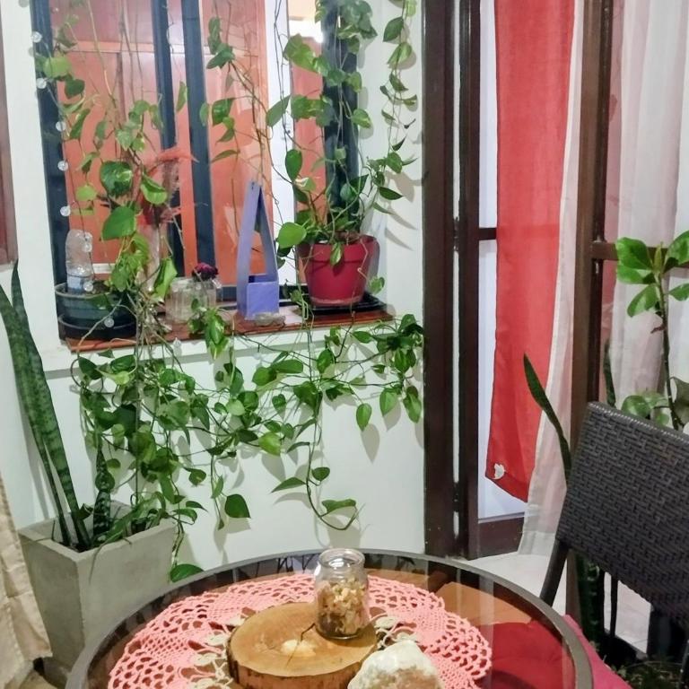 Depto cómodo por Av Libertador - Two-Bedroom Apartment with Balcony - 29