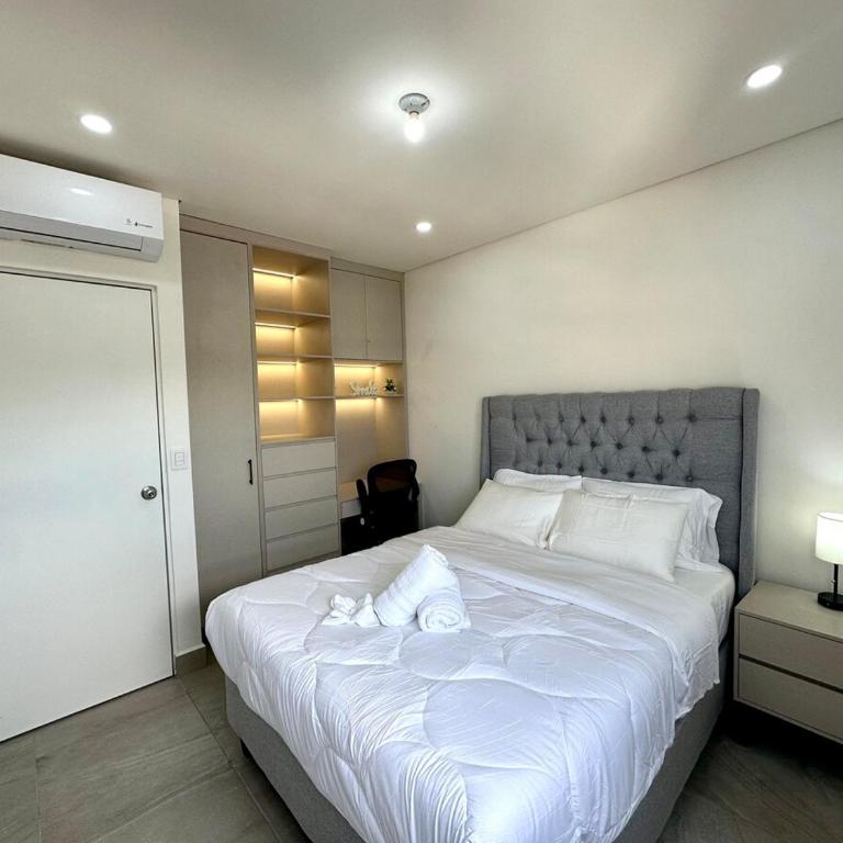 - Room #1714102201 - 8