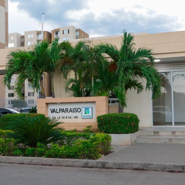 Apartamento con piscina y parqueadero - Valledupar - Apartamento de 2 dormitorios - 24