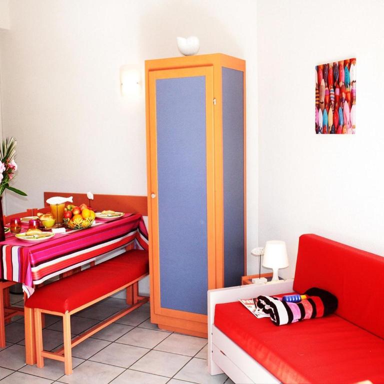 Detached Cottage in Saint-Cyprien - Ferienhaus mit 3 Schlafzimmern - 2