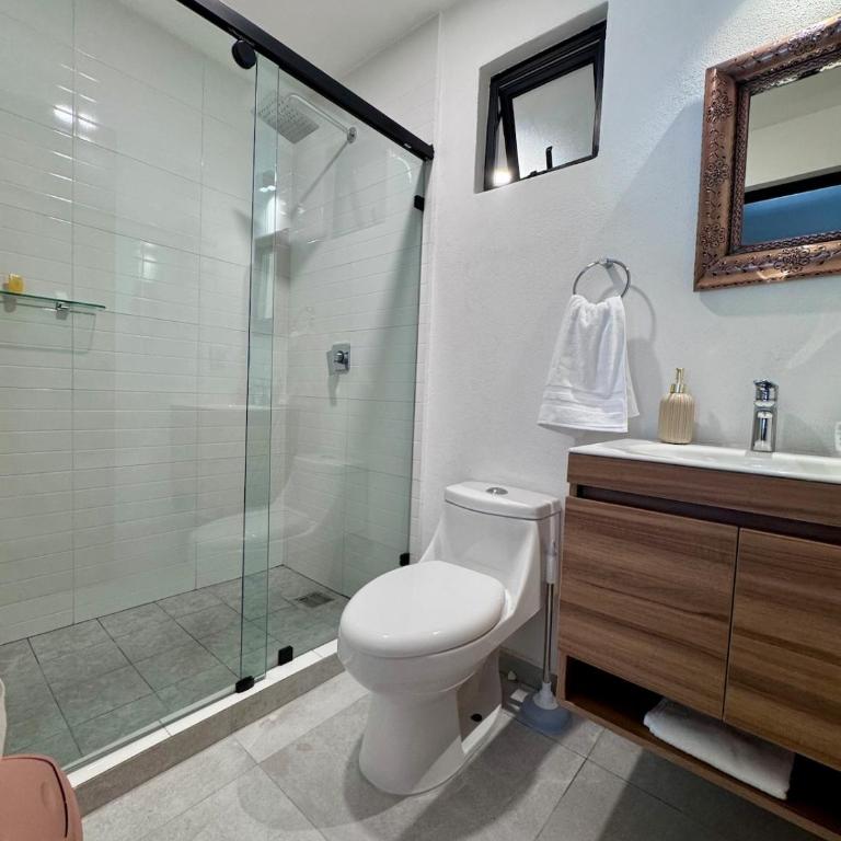  - Room #1714127201 - 20