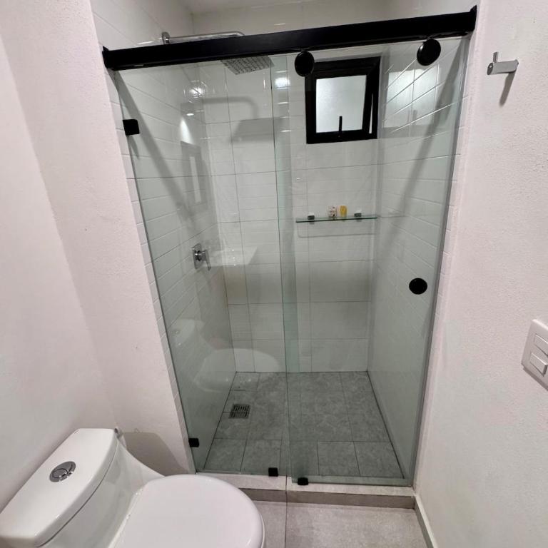  - Room #1714127201 - 23