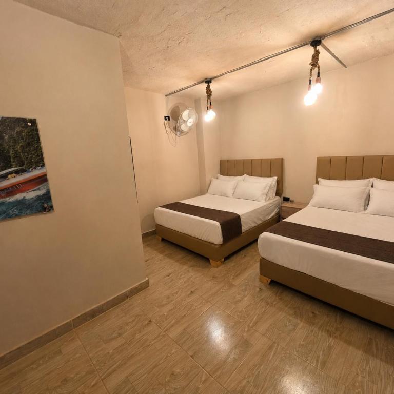 Hotel Metropol Blue - Standard Family Room - 1