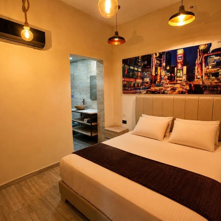 Hotel Metropol Blue - Standard Queen Room - 2