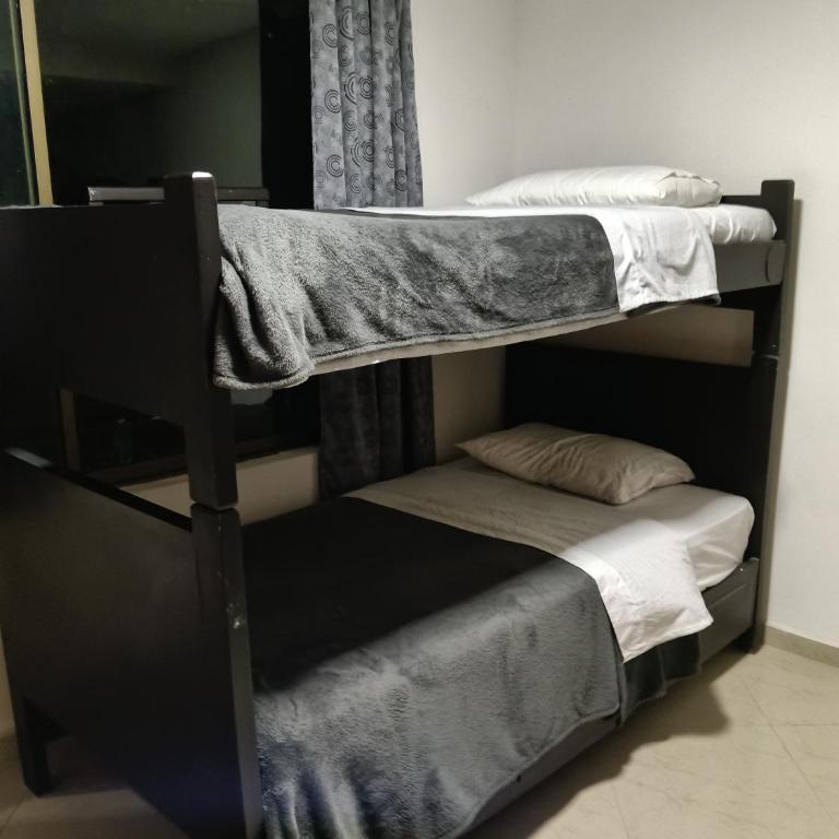  - Room #1714131901 - 9
