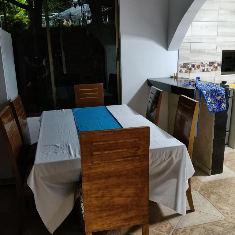  - Room #1714131901 - 11